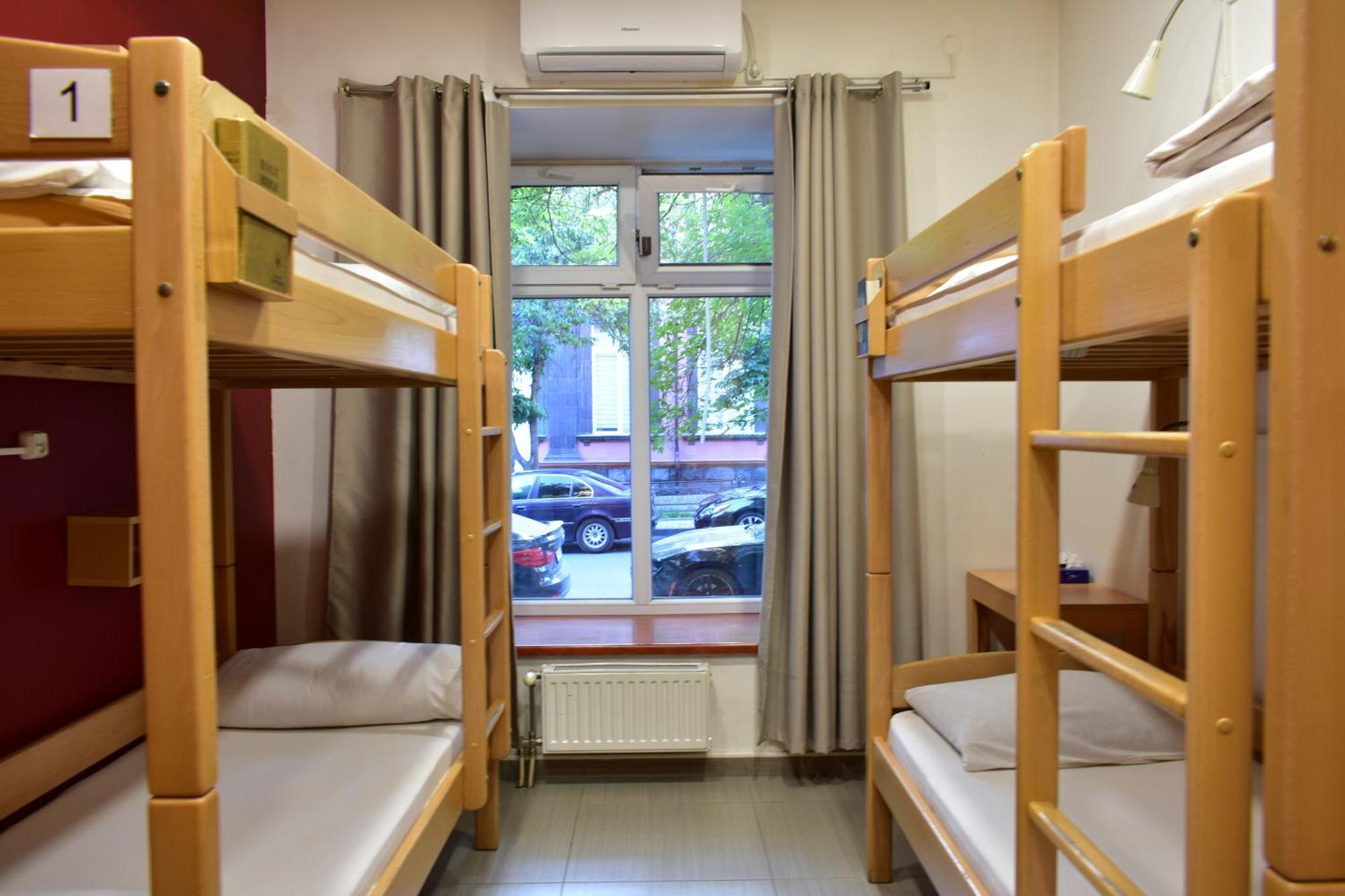 Envoy Hostel & Tours Yerevan Luaran gambar