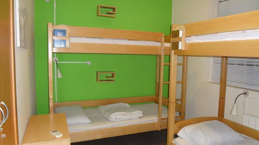 Envoy Hostel & Tours Yerevan Luaran gambar